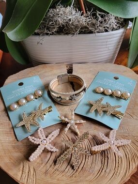 Starfish Pearl Hair Clips and Bracelet Set - Gold & White